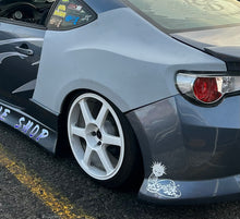 Load image into Gallery viewer, Futago Line Shop S-Spec Rear Over Fenders